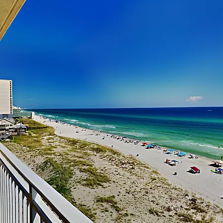 Emerald Beach #825